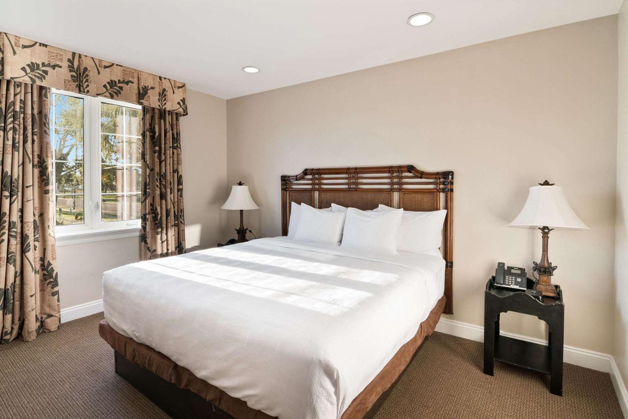 The Port Inn And Cottages, Ascend Hotel Collection Port St. Joe Bagian luar foto